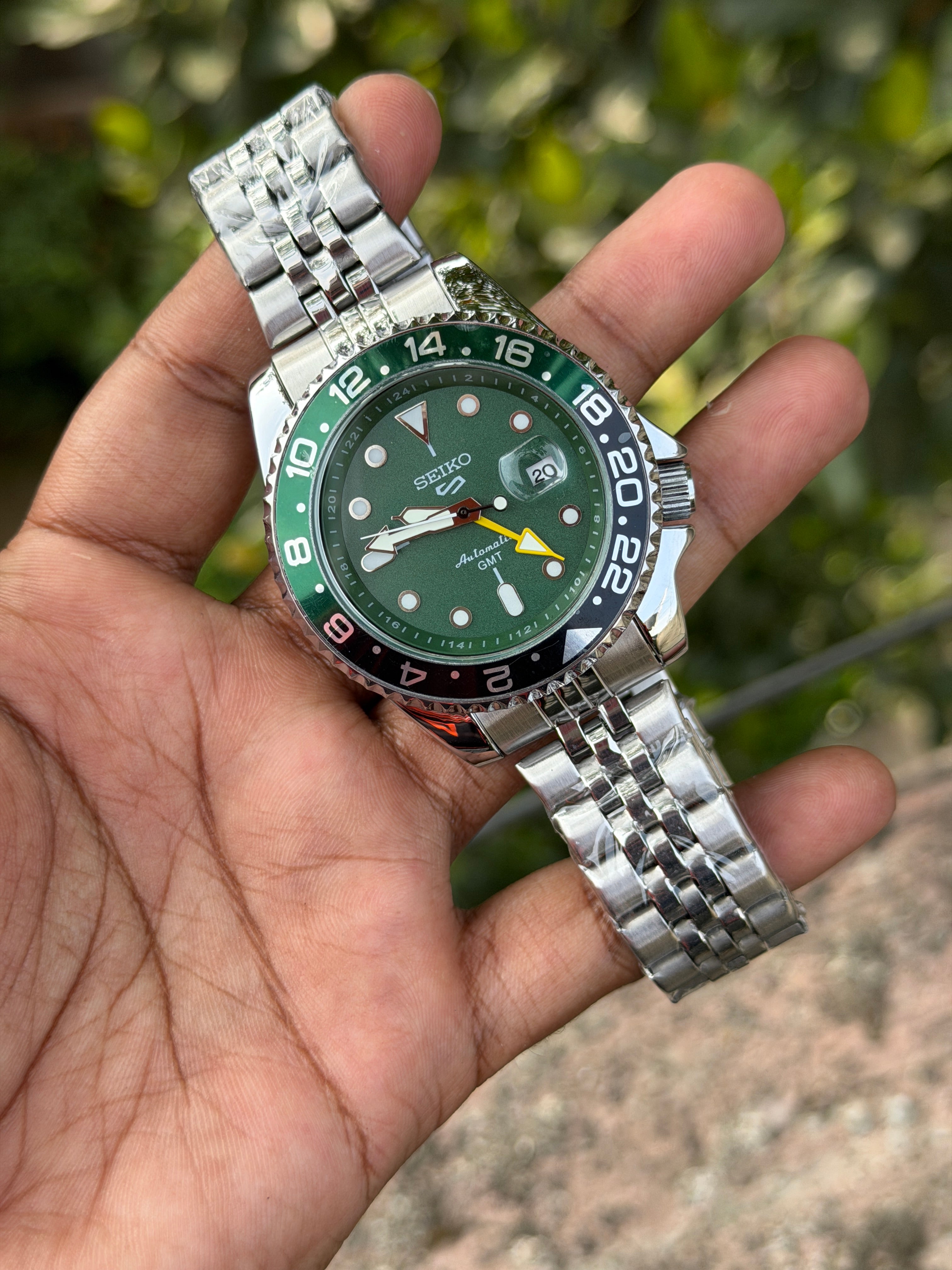 Se.iko 5 Sport SKX GMT - Green Dial - OM SAI TIMEPIECE