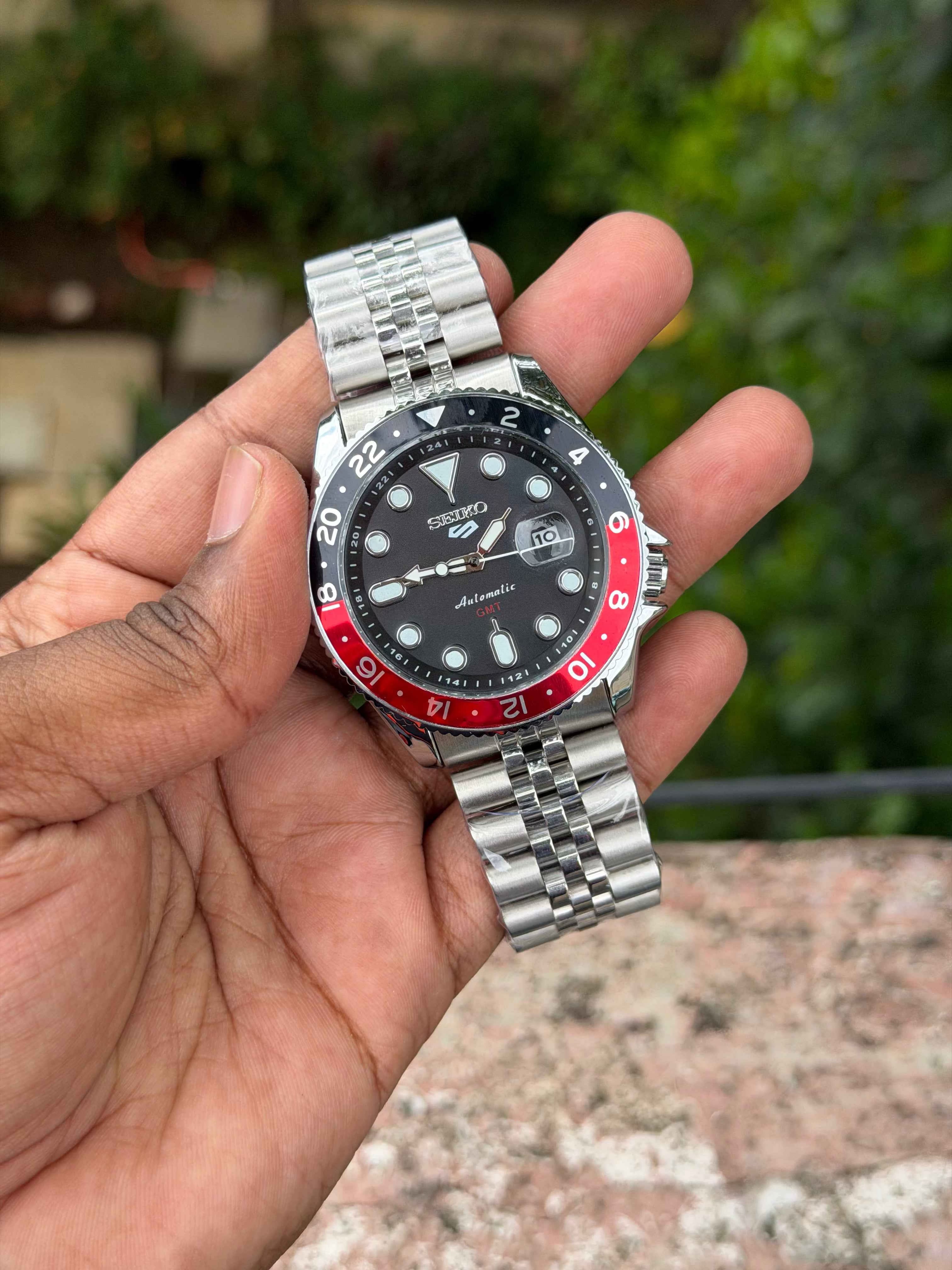 SĘiko 5 Sports "Pepsi" Edition Stainless Steel Men's Watch - BLACK DIAL