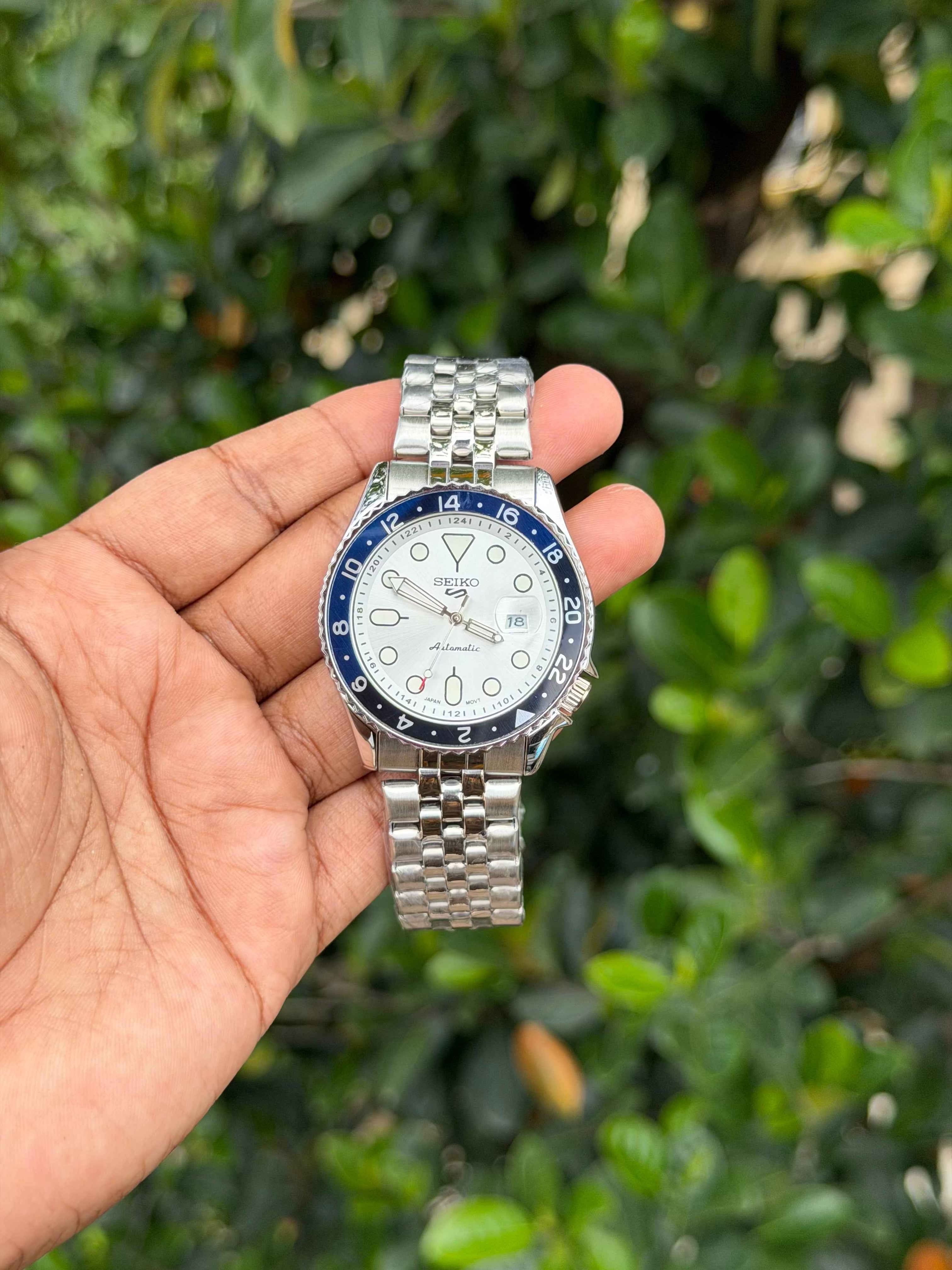 Seik 5 Sunburst White