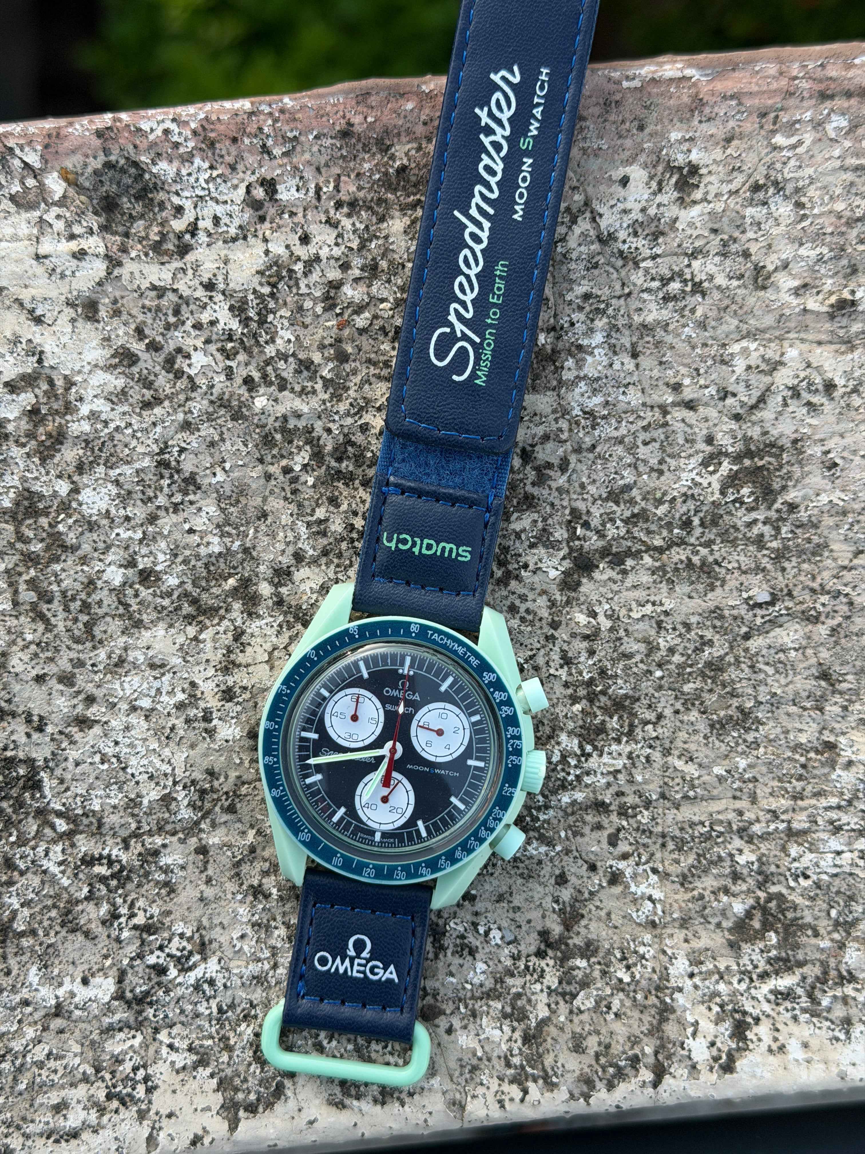 OMEGA×Swatch MISSION TO EARTH 美品 SWATCH X OMEGA BIOCERAMIC MOONSWATCH MISSION TO EARTH - OM SAI