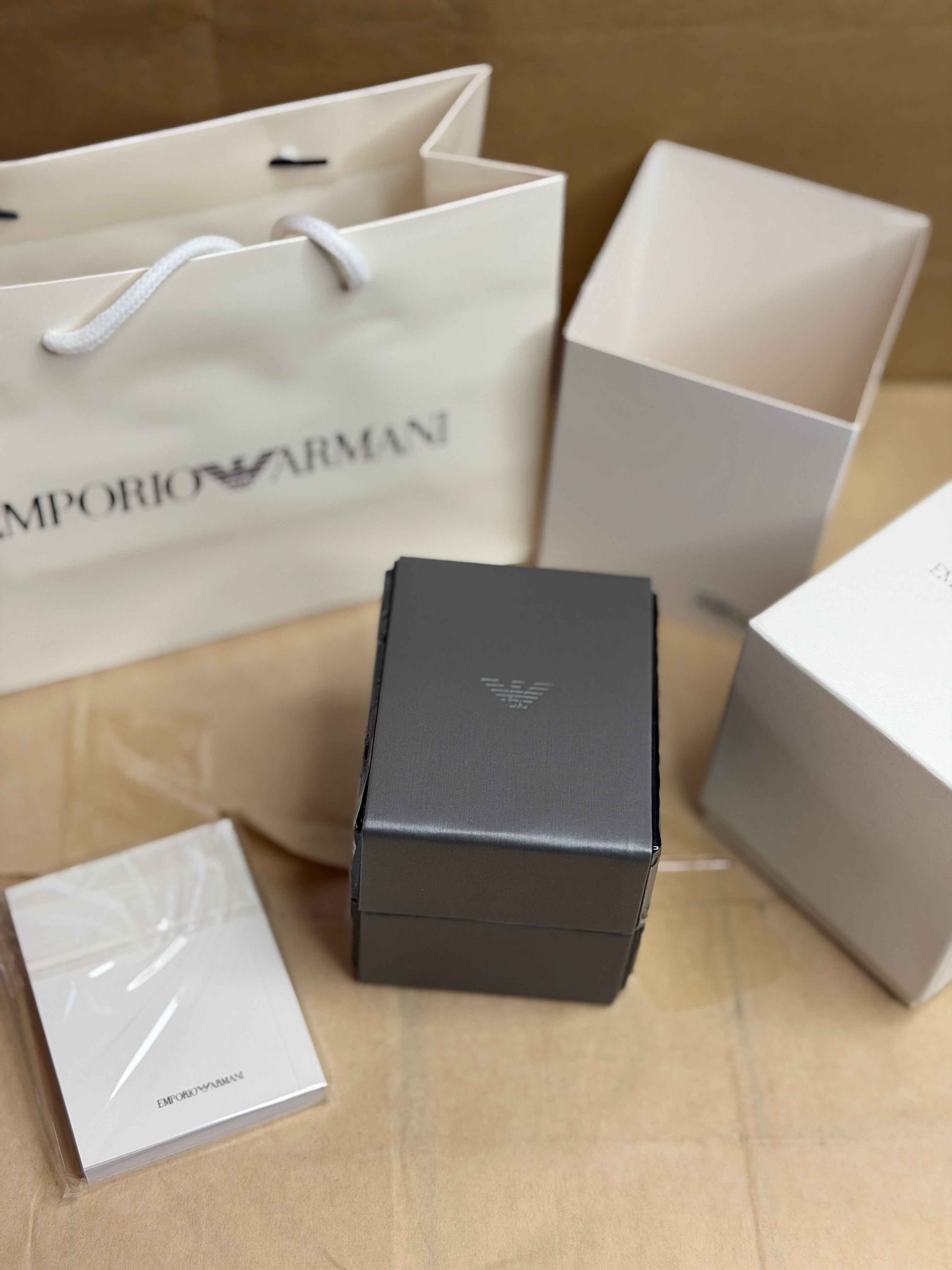 Emperio Armani Brand Box Kit