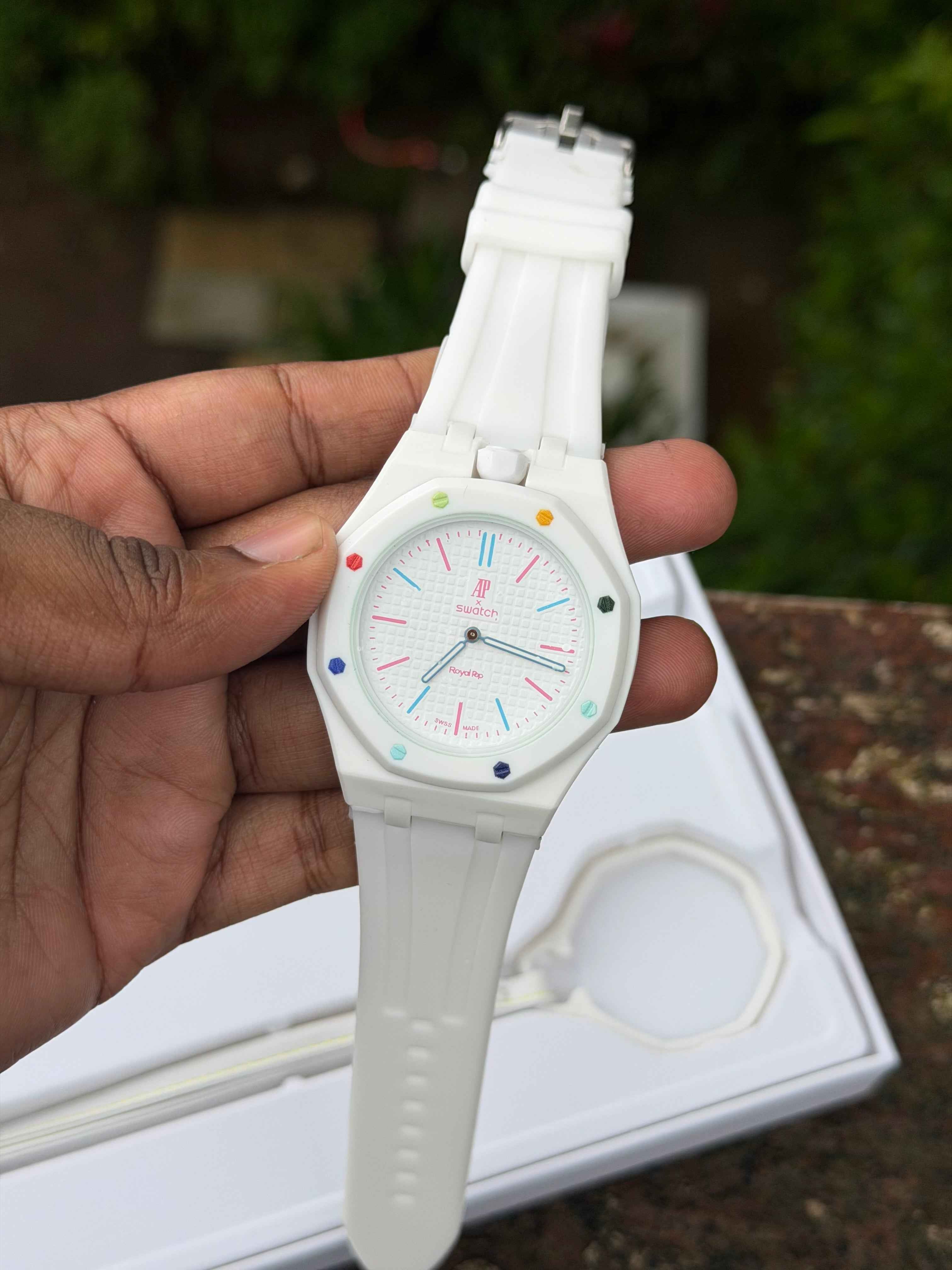 Swatch X AP - Royal Pop - Huit Blanc