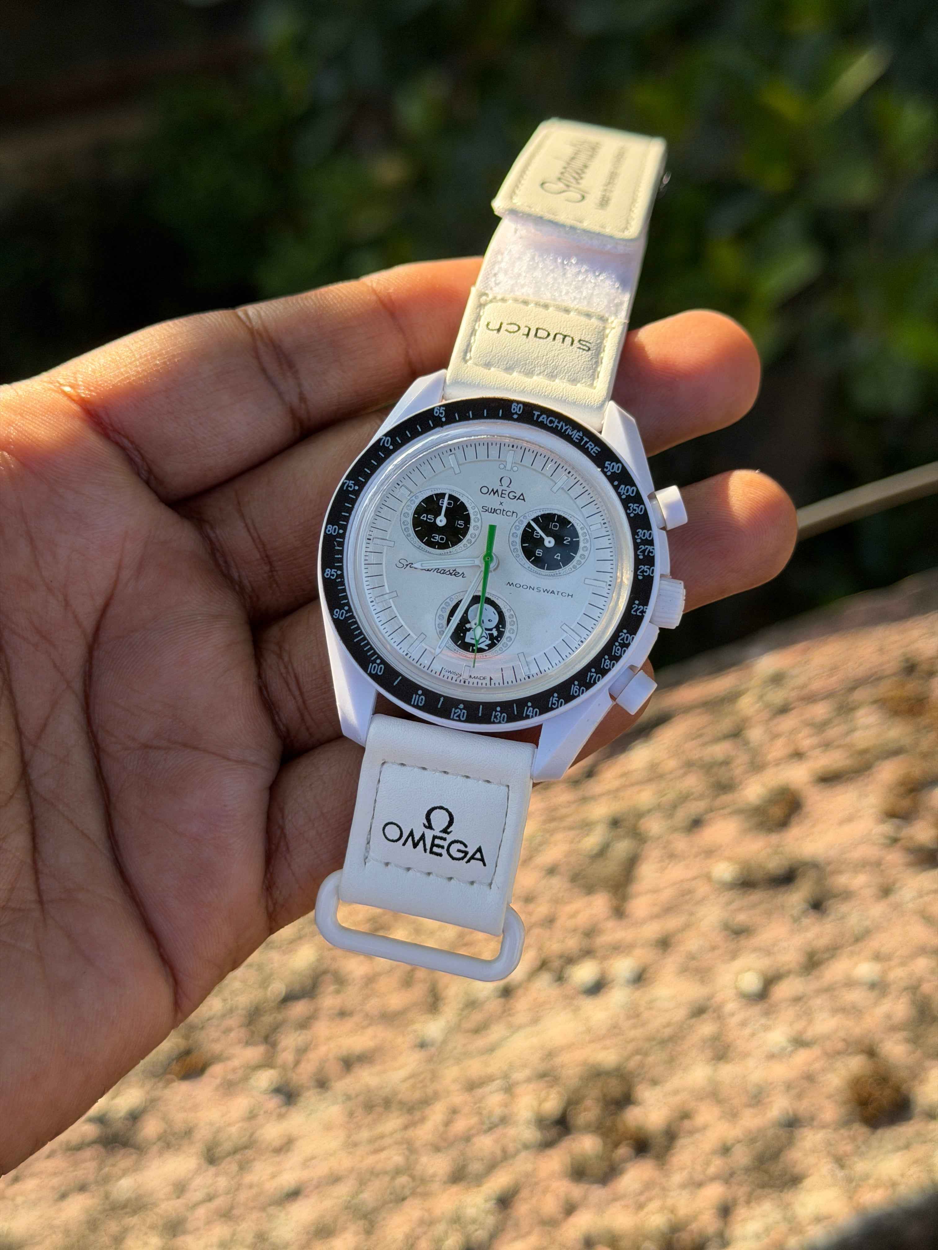 SWATCH X OMEGA BIOCERAMIC MOONSWATCH MISSION TO MOONPHASE SNOOPY - OM SAI TIMEPIECE