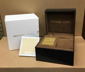 Michael Kors Brand Box Kit