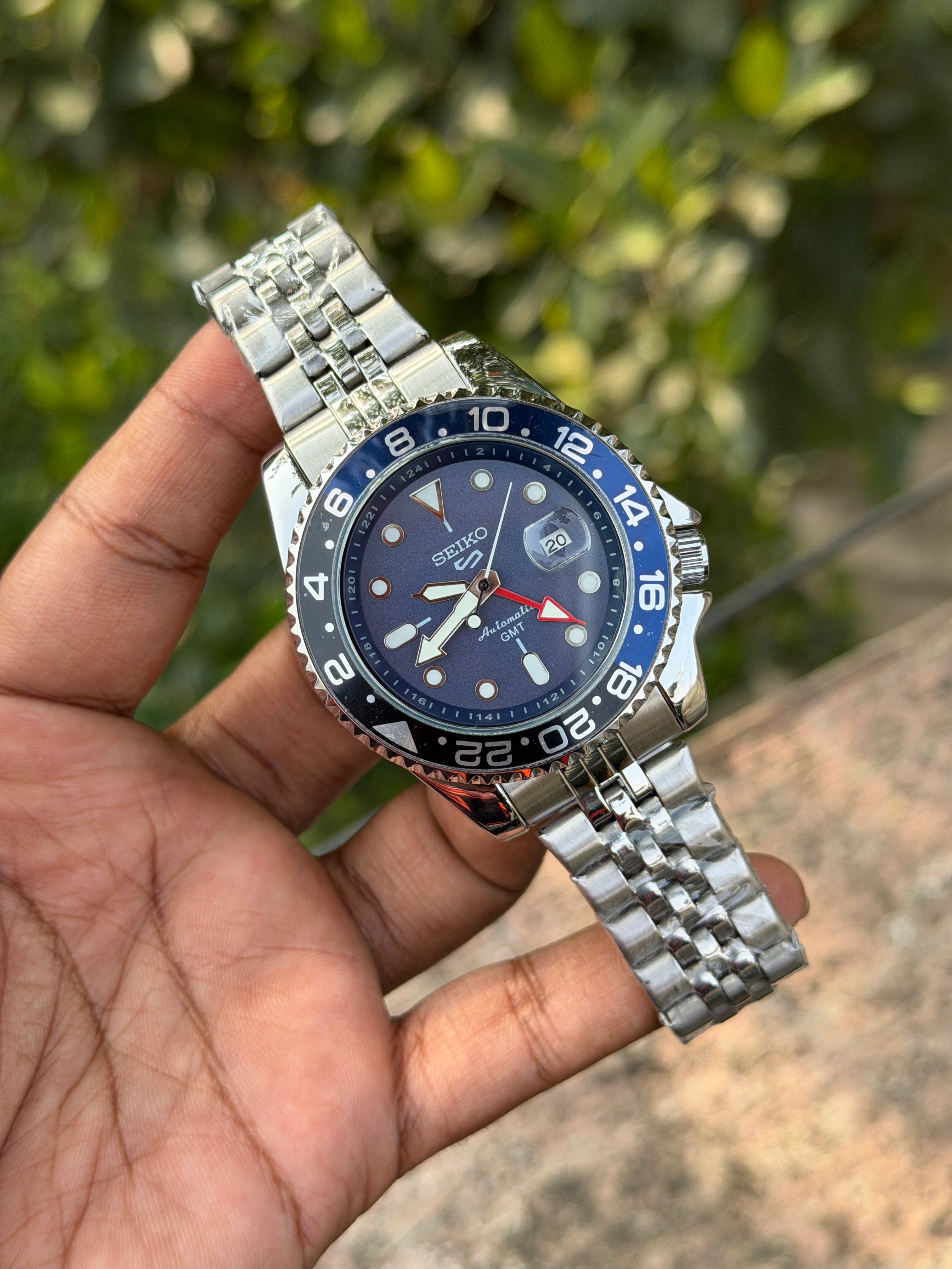 Se.iko 5 Sport SSK035 GMT - Blue Dial - OM SAI TIMEPIECE
