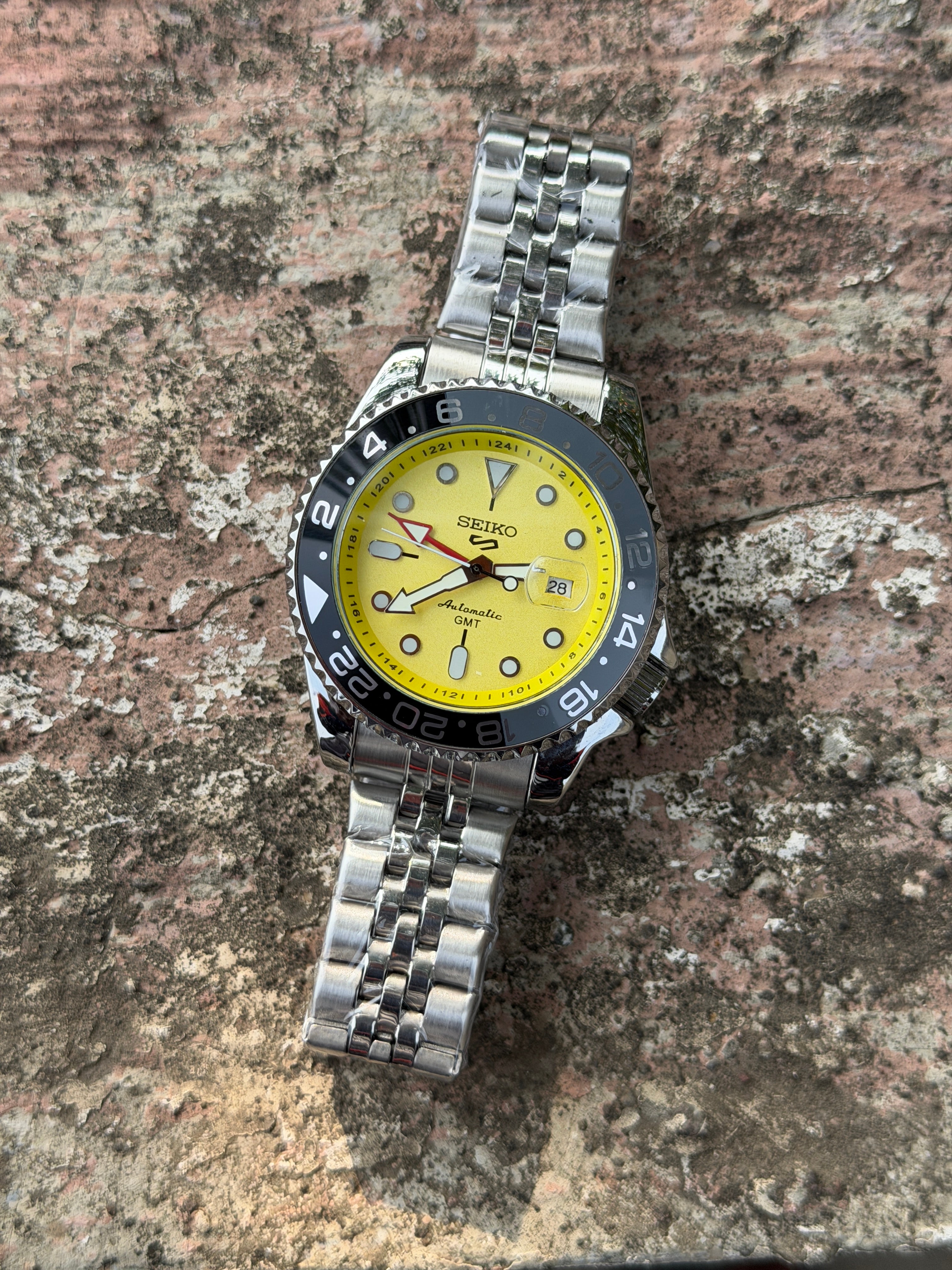 Seiko Sport 5 - GMT Collection Bundle - OM SAI TIMEPIECE