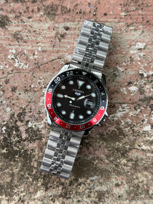 SĘiko 5 Sports "Pepsi" Edition Stainless Steel Men's Watch - BLACK DIAL