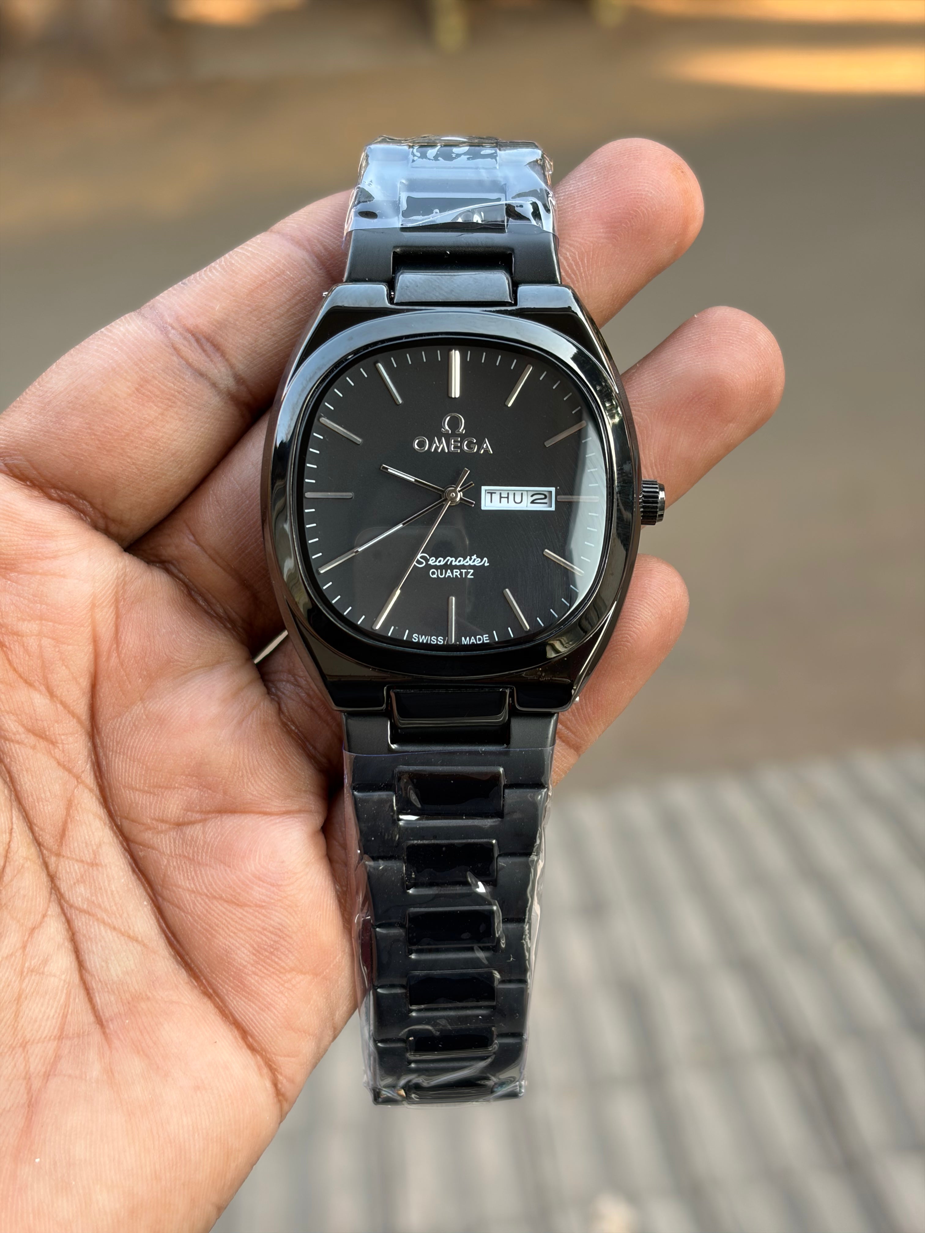 Omegaa Quartz - OM SAI TIMEPIECE