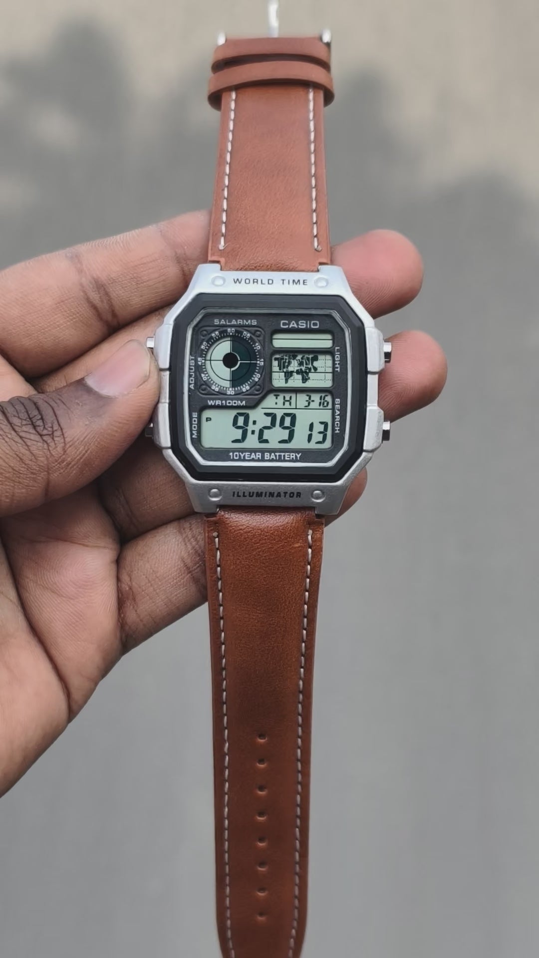 Casi# Vintage Illuminator - Tan/Silver