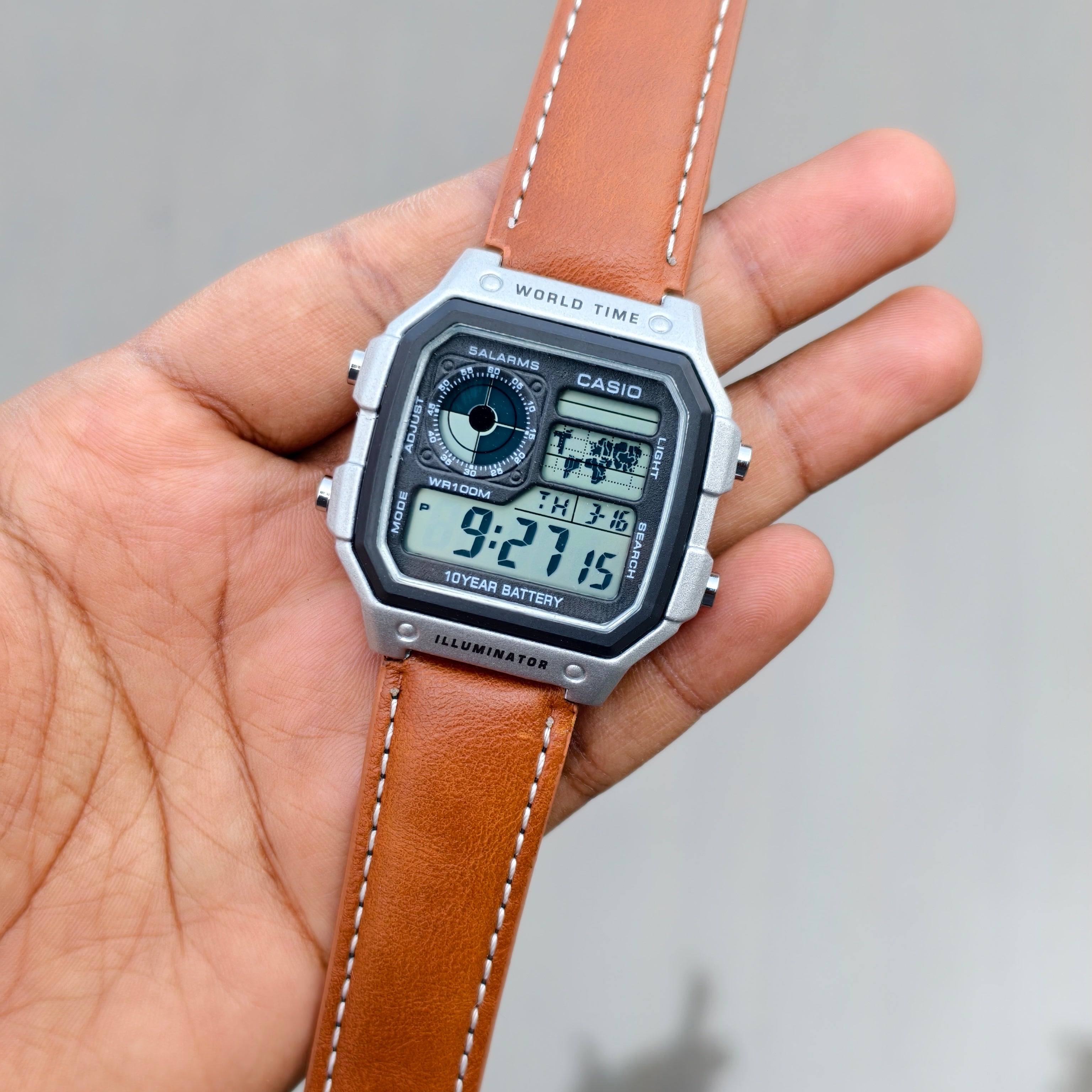 Casi# Vintage Illuminator - Tan/Silver - OM SAI TIMEPIECE