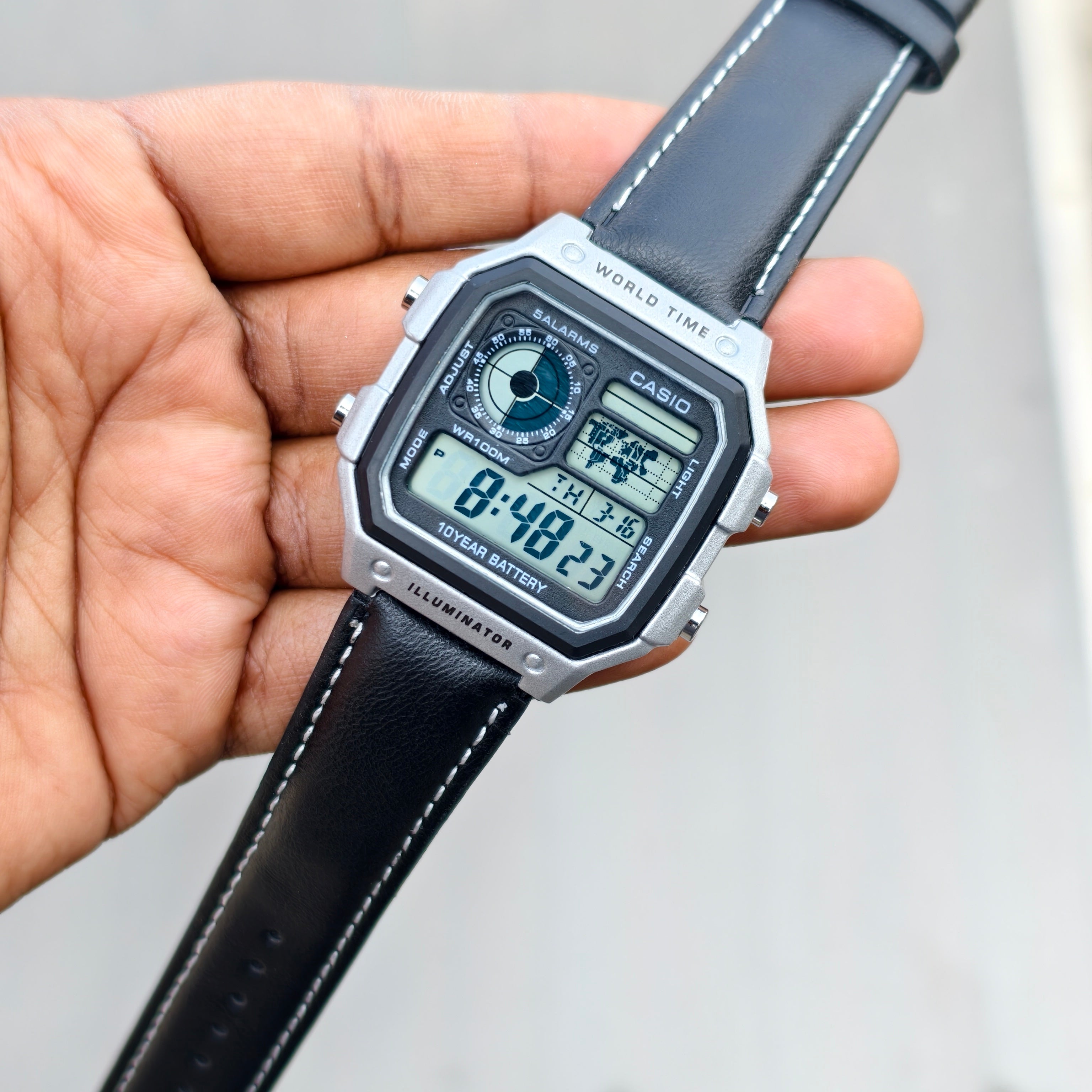 Casi# Vintage Illuminator - Black/Silver - OM SAI TIMEPIECE
